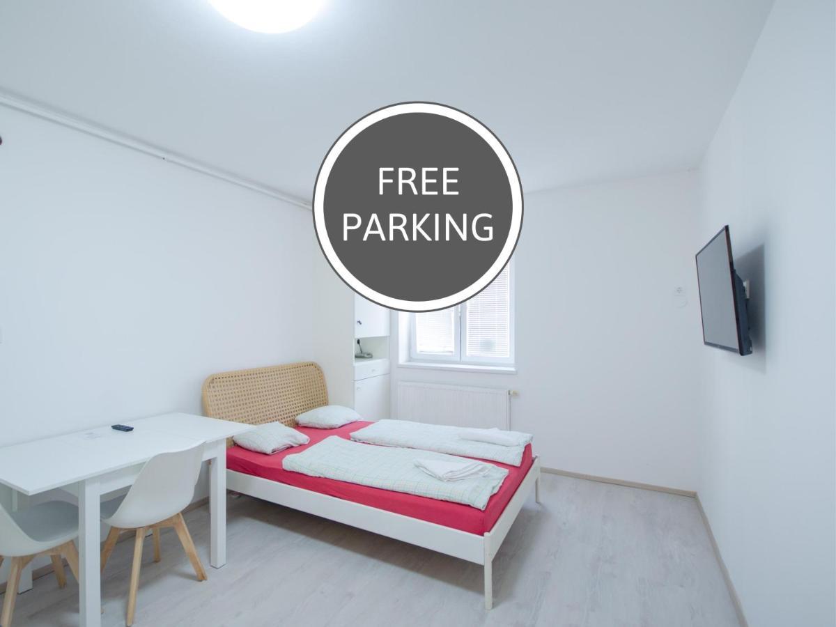 Apartment Trzaska With Free Parking Любляна Екстериор снимка