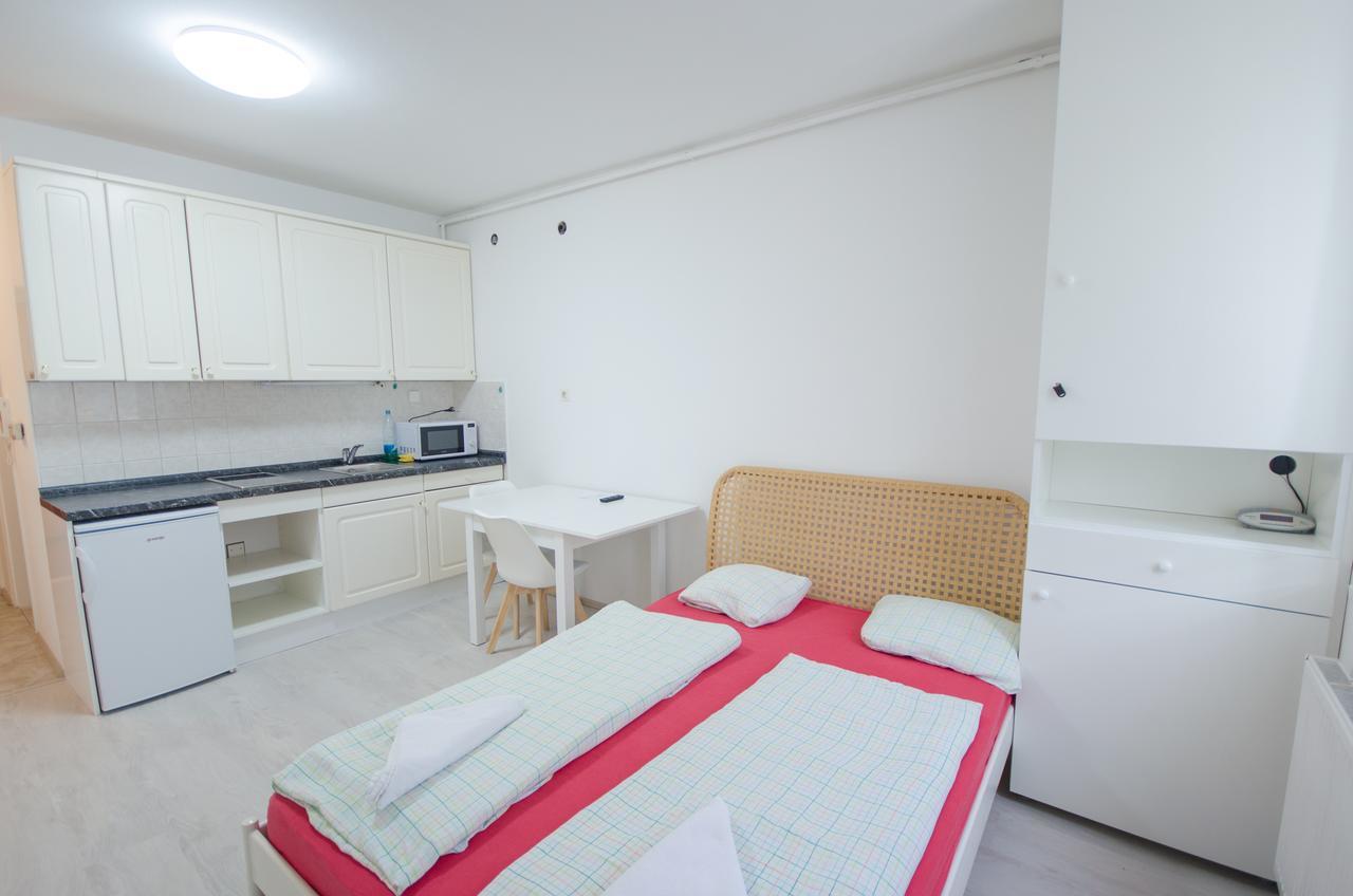 Apartment Trzaska With Free Parking Любляна Екстериор снимка