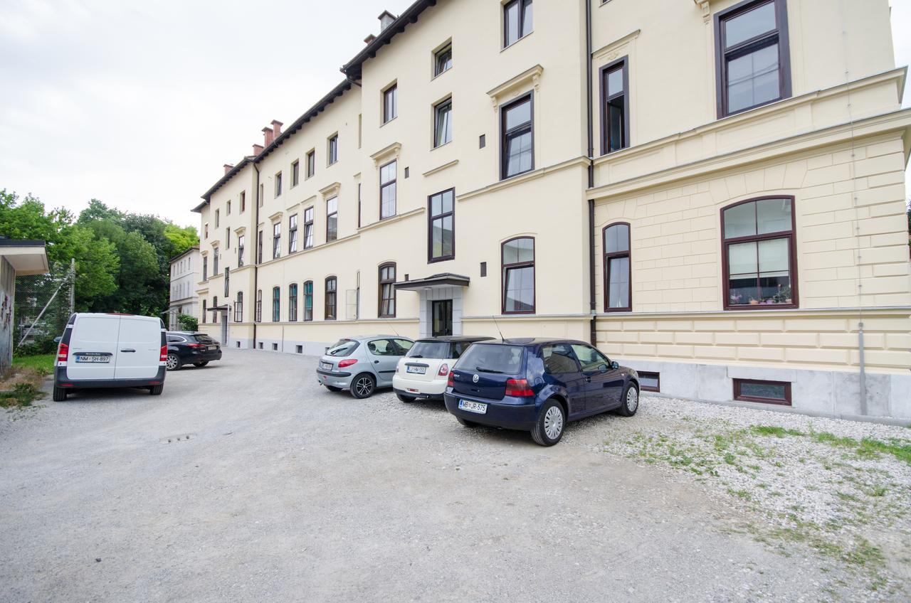 Apartment Trzaska With Free Parking Любляна Екстериор снимка