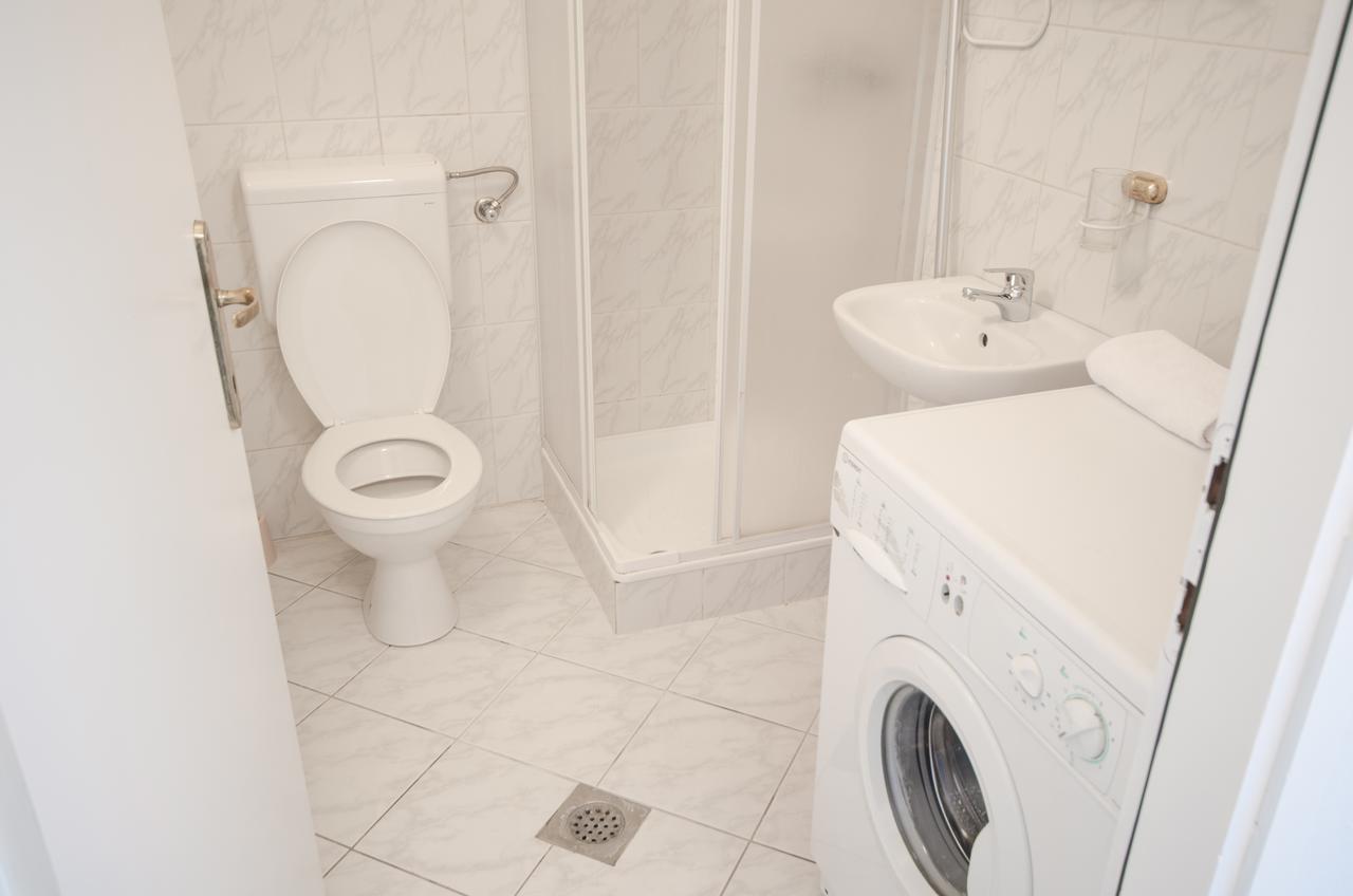 Apartment Trzaska With Free Parking Любляна Екстериор снимка