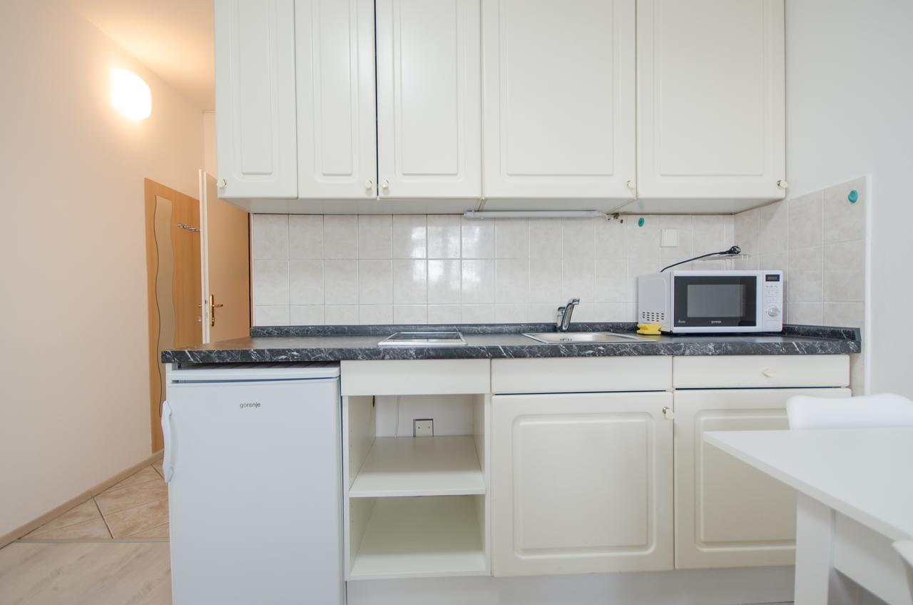 Apartment Trzaska With Free Parking Любляна Екстериор снимка